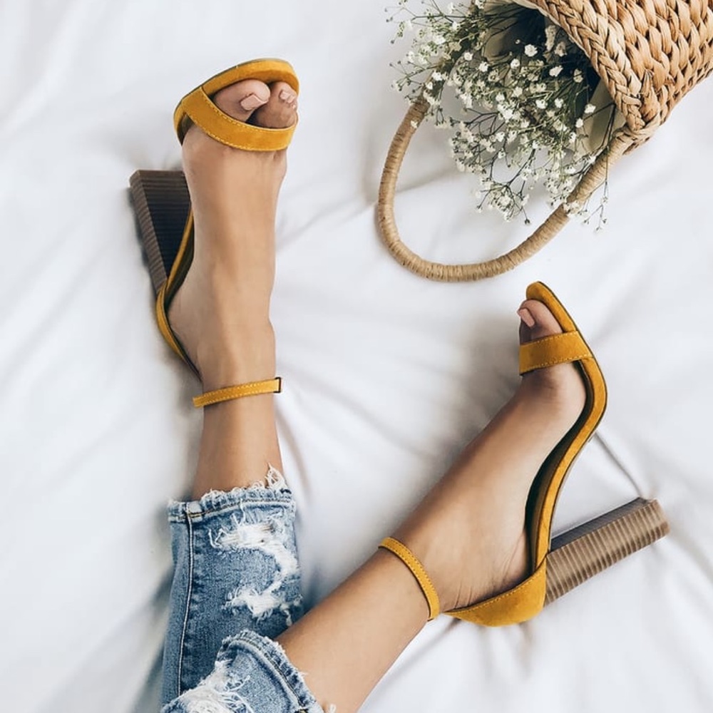 Lulu’s Mustard Yellow Heels